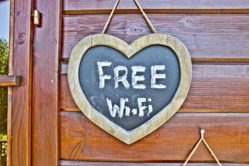 WiFi万能钥匙软件安全吗?深度剖析如何破解无